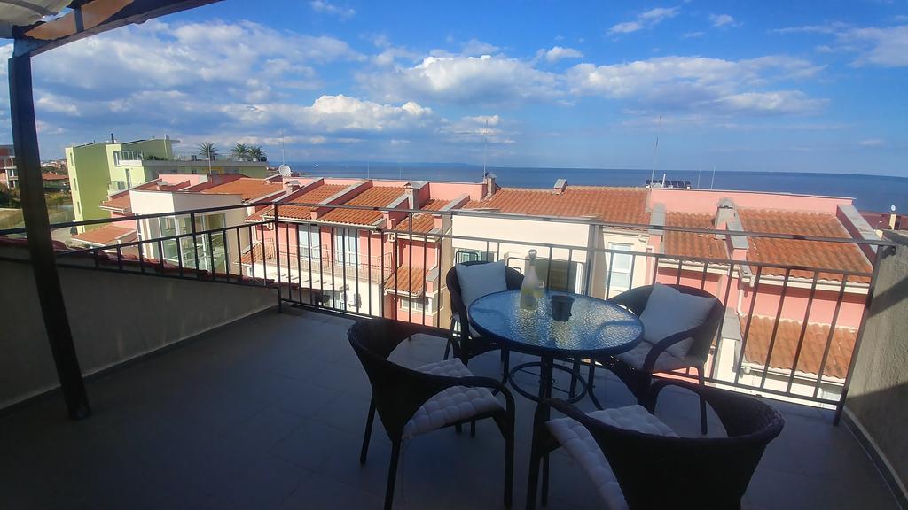 Family Hotel Muses Sozopol Bagian luar foto