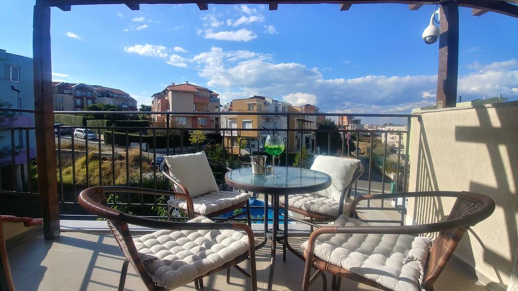 Family Hotel Muses Sozopol Bagian luar foto